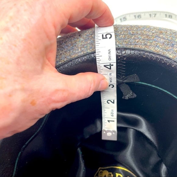 Dobb’s Fifth Avenue Wool Fedora Hat Men’s Dress Hat – Classic & Refined - Picture 8 of 8